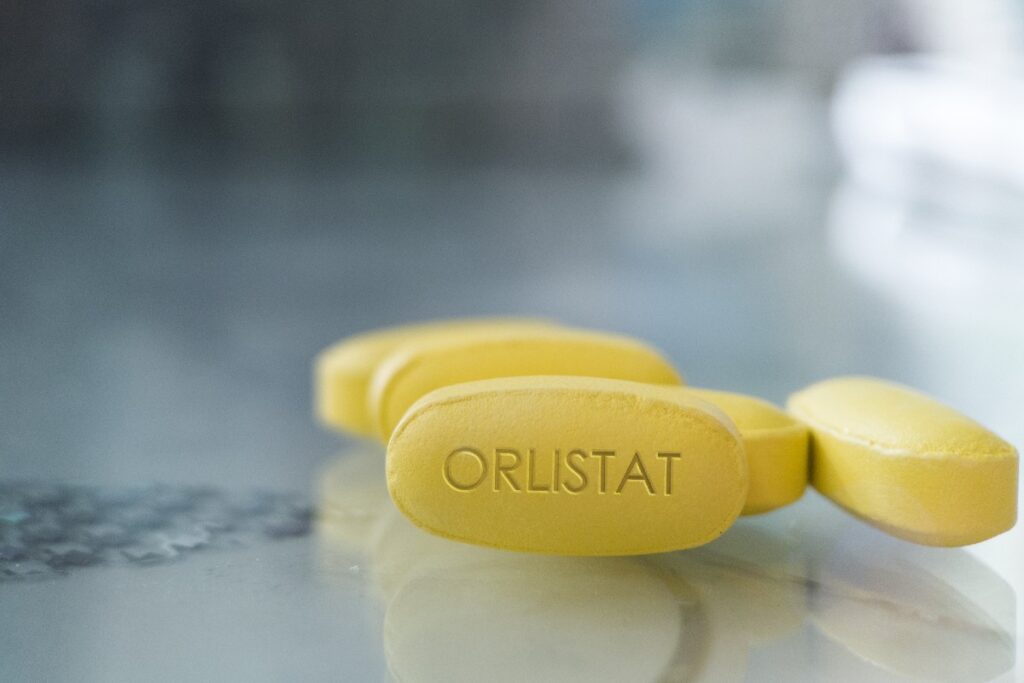 Gelbe Orlistat-Pillen