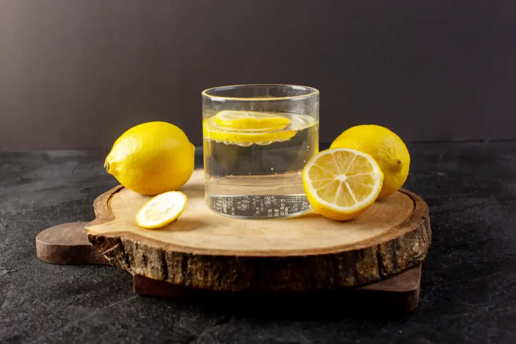Wasser Mit Zitrone