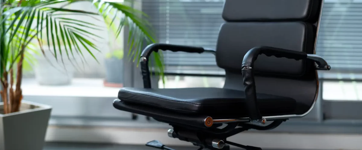 Leerer Büro Stuhl
