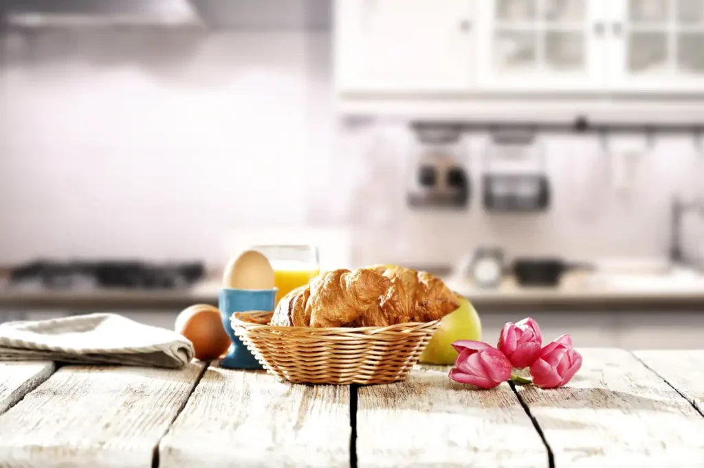 Leckeres Frühstück auf dem Tisch