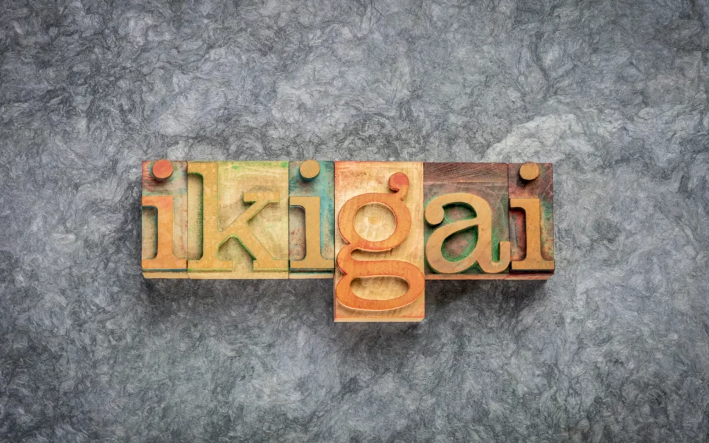 Das Wort Ikigai aus Buchstabenblöcken zusammengesetzt