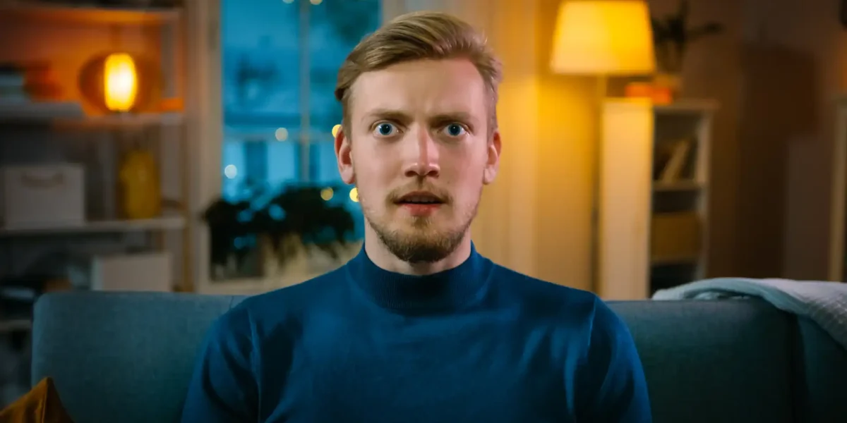 Mann Geschockt Couch