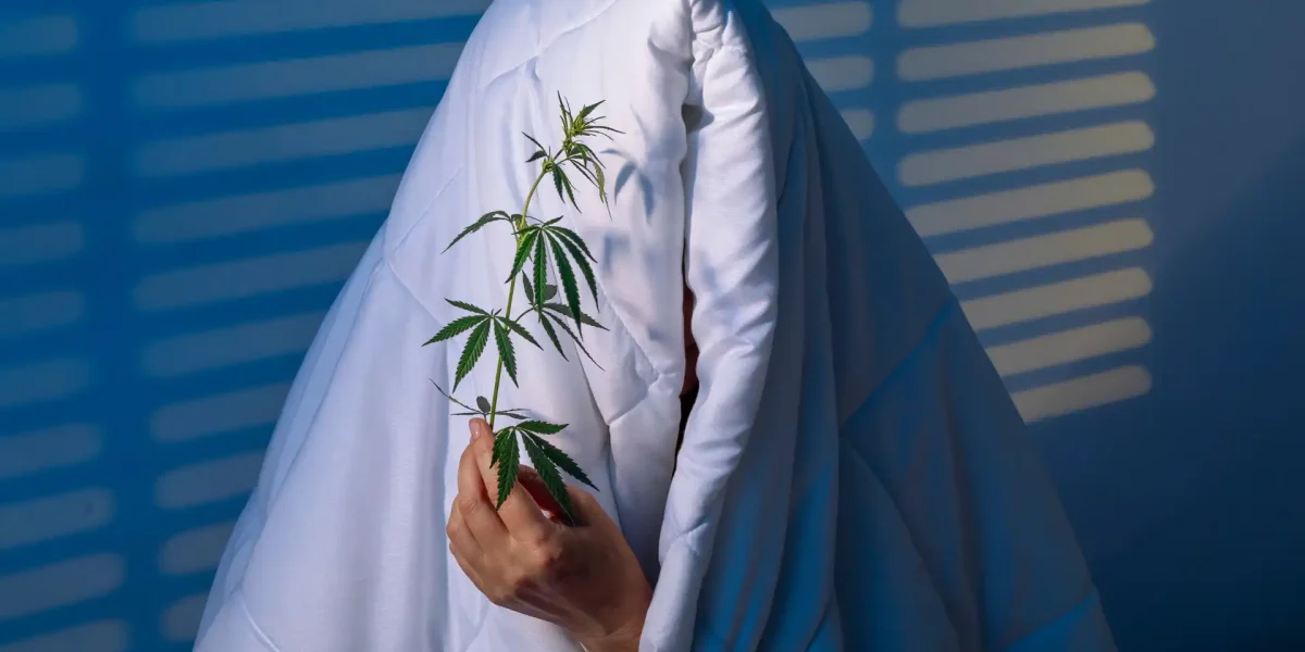 Person Unter Bettdecke