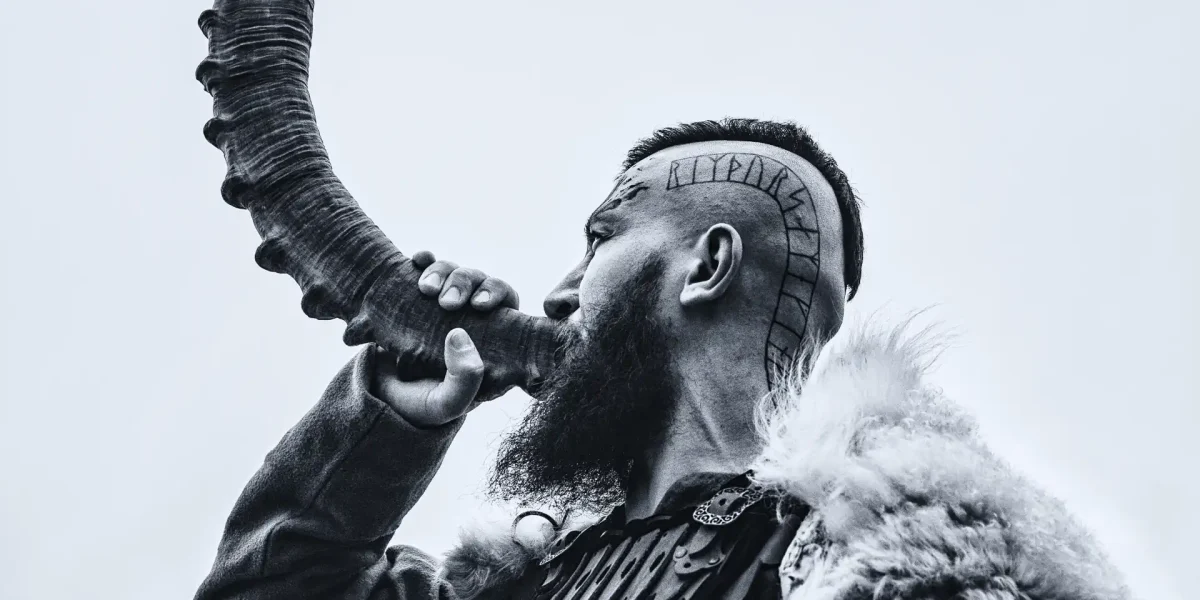 Wikinger Bläst Horn