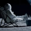 Astronaut Relaxed Mond