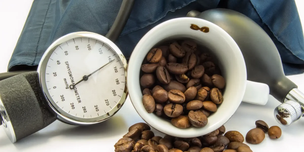 Kaffee Blutdruck Nebeneinander