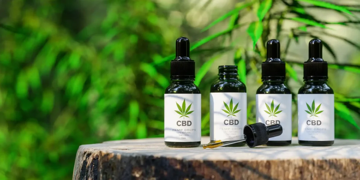 CBD Öl Fläschen