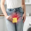 Frau Mit Zystitis